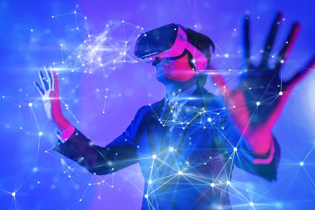 The Role Of Virtual Reality In Education And Training image